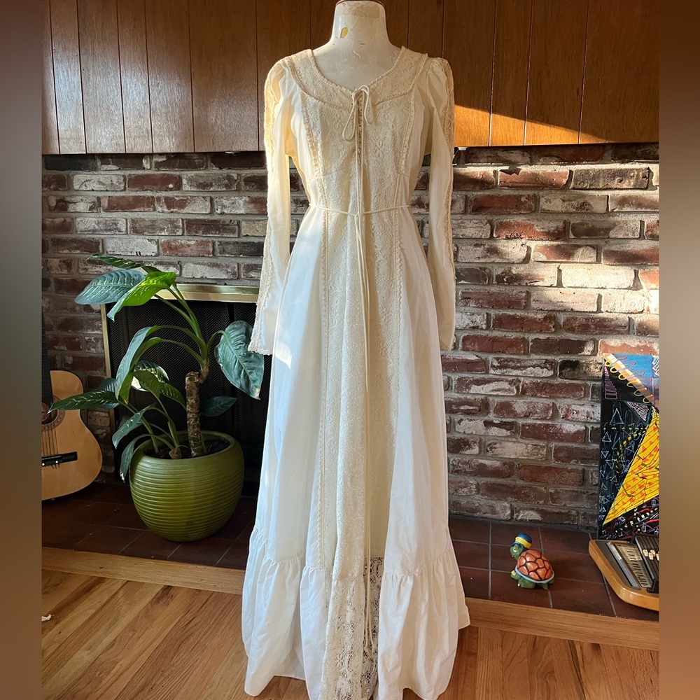 70s vintage handmade prairie dress Gunne Sax pattern